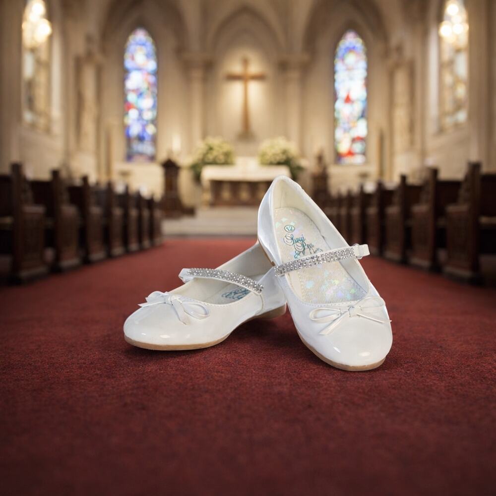 NEW Girl's Communion Dress Shoe-White/Patent Flat Shoe-Rhinestone Strap-Size 11T